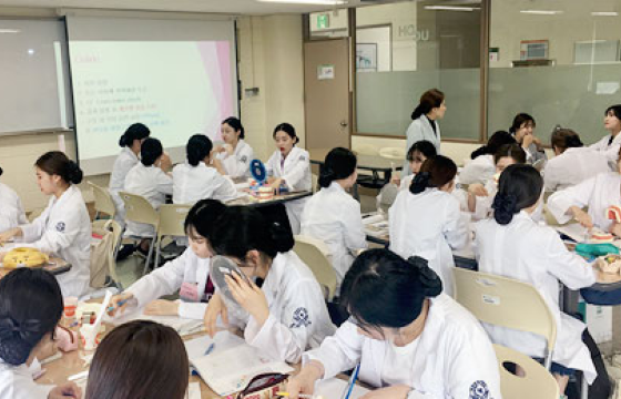 예방치과 실습실 사진3